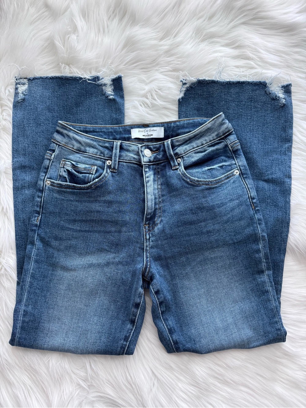 Wild Oak Boutique x Mica Denim Women's Blue Frayed Hem Cropped Jeans